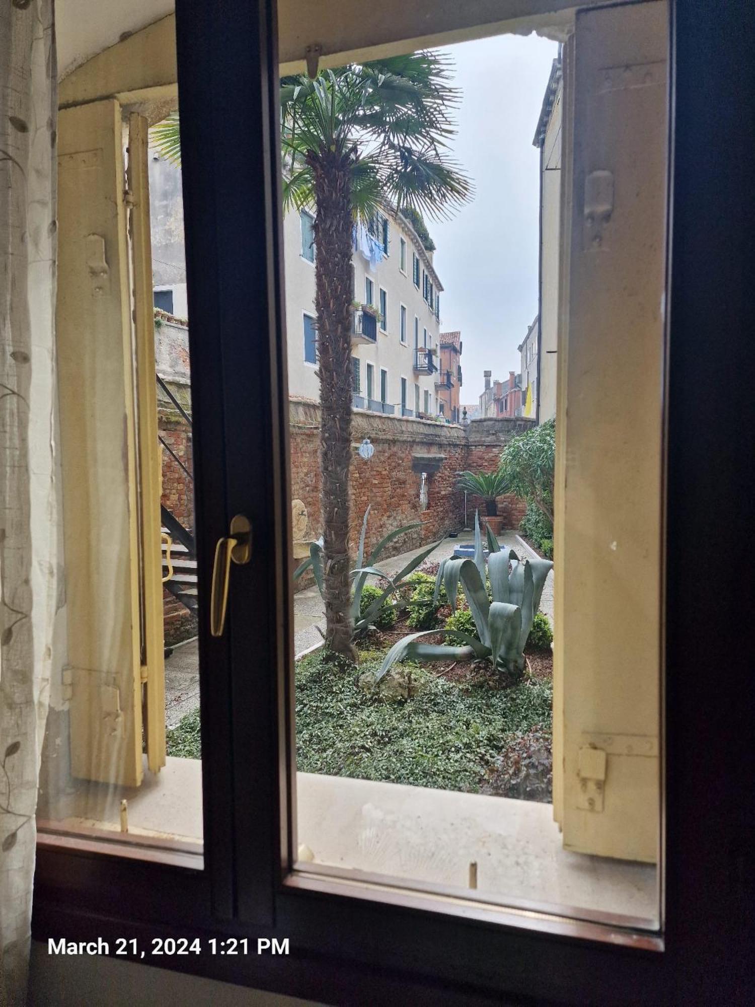 Venice Canal Bagian luar foto
