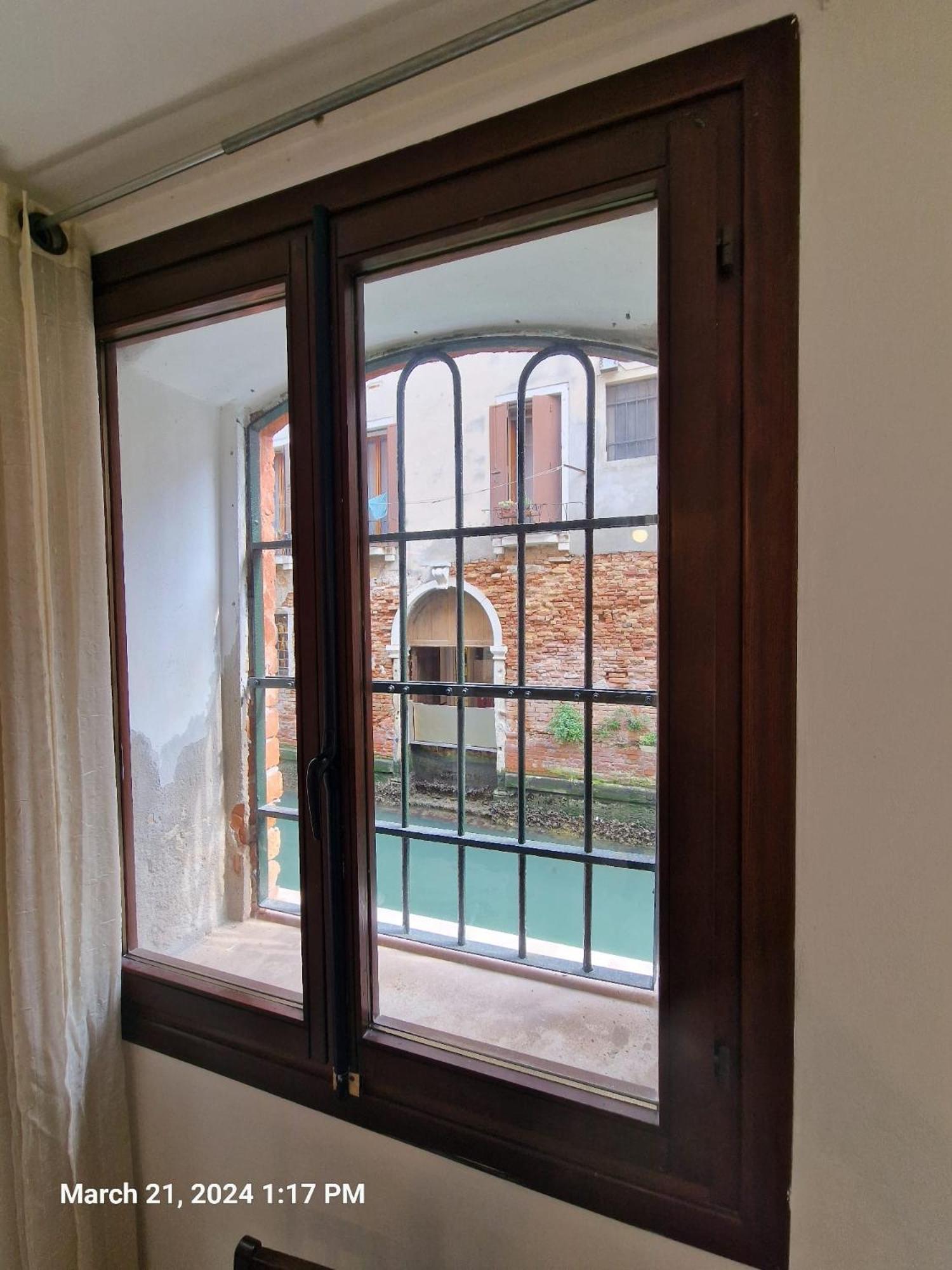 Venice Canal Bagian luar foto